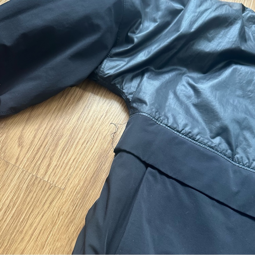 Lululemon jacket - Picture 2 of 7